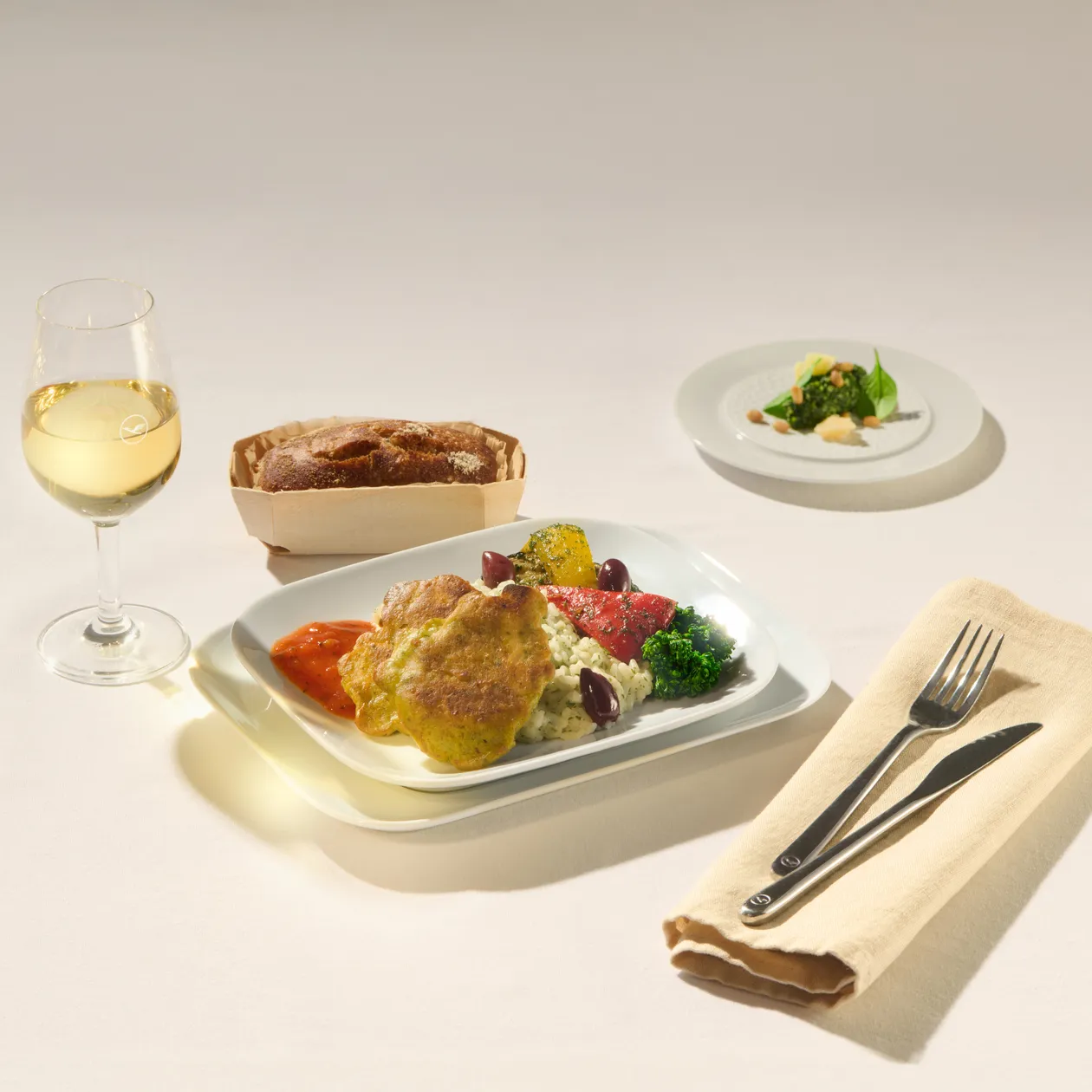 Hähnchen Piccata mit Risotto und Pesto-Gemüse