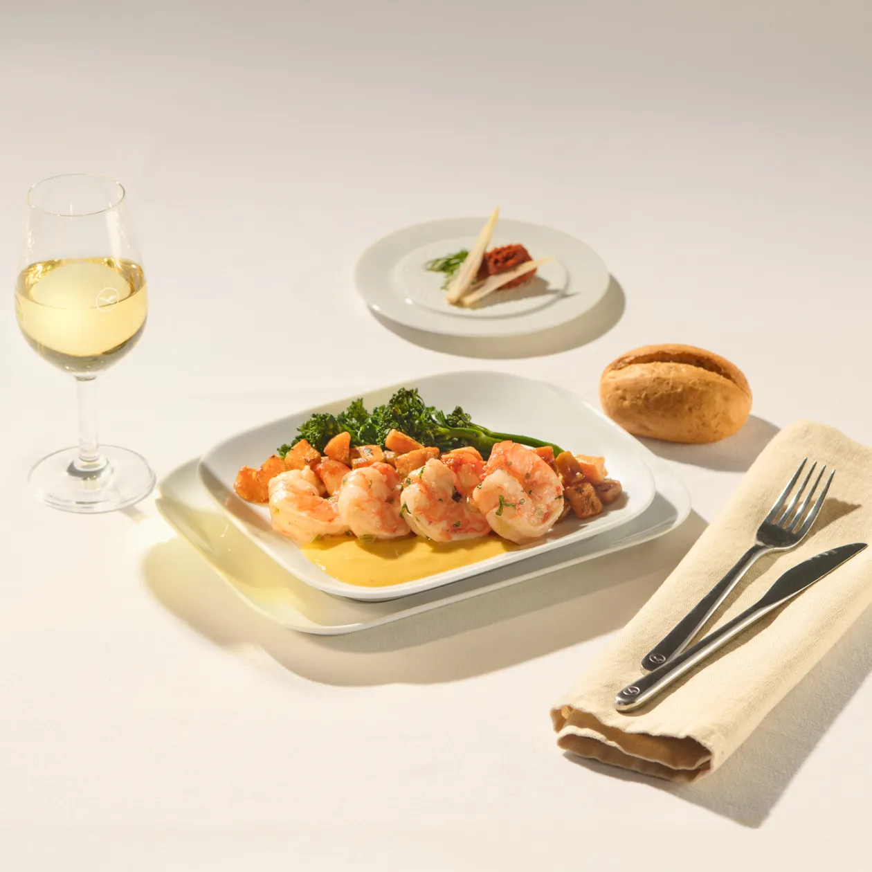 Garnelen mit Kürbis- Currysauce, Broccoli und Süßkartoffeln